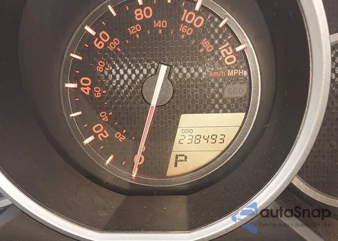 2013 Toyota 4Runner Sr5 z USA, uszkodzony, nr VIN JTEBU5JR3D5130804